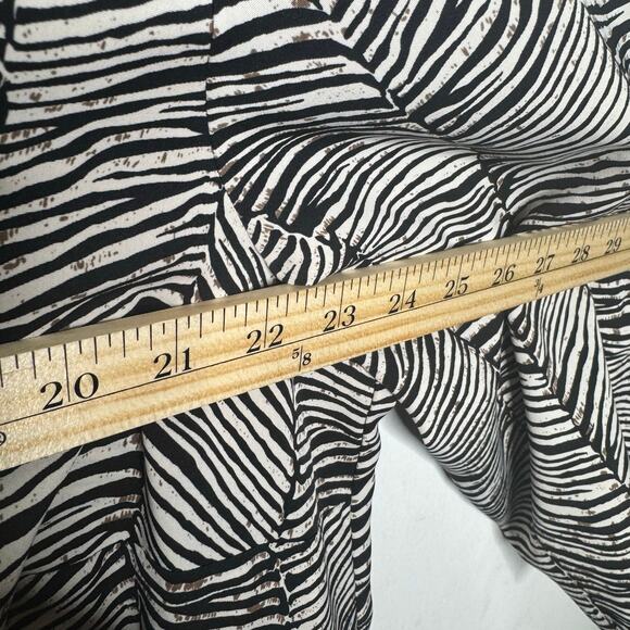 Notations Woman Zebra Print Blouse Top Black White 1X Button Front 3/4 Sleeve - Picture 6 of 8
